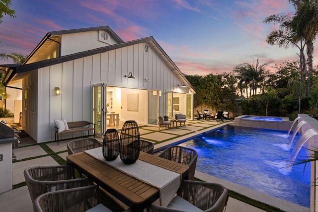 1384 Cynthia Ln, Carlsbad CA: https://media.crmls.org/mediaz/e183d8f7-543d-4506-8ed7-8005f95f8af9.jpg