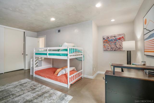 3213 Avenida Hacienda, Escondido CA: https://media.crmls.org/mediaz/e184575e-fd18-45ff-810b-4781f427d42d.jpg