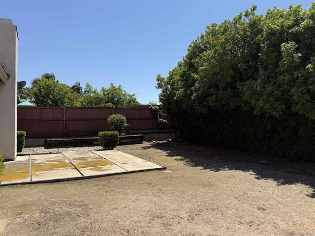 6056 Winfield Ave, La Mesa CA: https://media.crmls.org/mediaz/e1846752-66fe-4d51-8b7c-5706bb081bd5.jpg