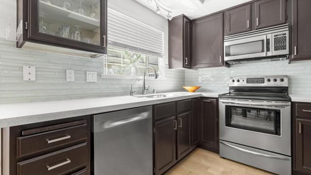 3659 S Bascom Avenue, Campbell CA: https://media.crmls.org/mediaz/e184aa37-cd0f-4447-8739-b27b3c065f2a.jpg
