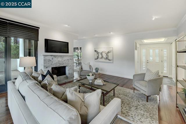 3244 Terra Granada Dr, Walnut Creek CA: https://media.crmls.org/mediaz/e187e4bd-572a-4bb4-ac05-0895a4f785b6.jpg