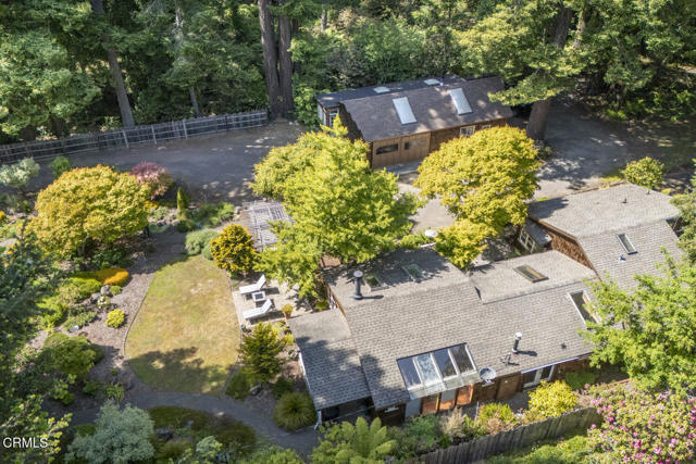32450 32450 Simpson Lane, Fort Bragg CA: https://media.crmls.org/mediaz/e1891452-ee42-4228-8782-30919a46395d.jpg