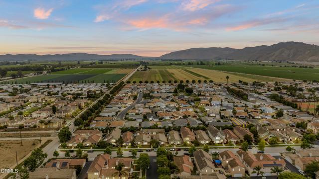 962 Jonquill Avenue, Ventura CA: https://media.crmls.org/mediaz/e18924e6-e88c-43e0-a3ac-a8562d6e2d9c.jpg