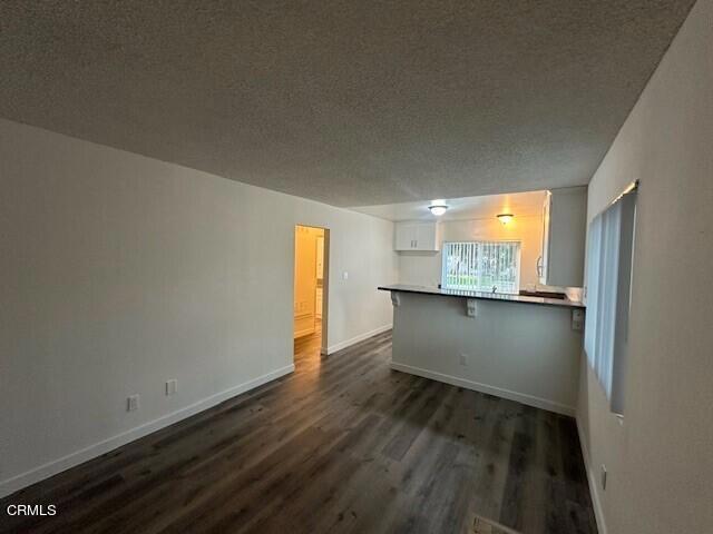 Detail Gallery Image 11 of 29 For 10560 Sherman Grove Ave #7,  Sunland,  CA 91040 - 1 Beds | 1 Baths