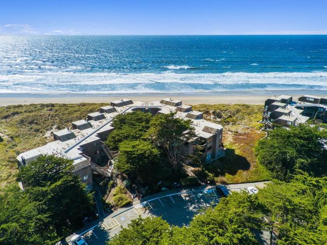 101 Shell Drive, Watsonville CA: https://media.crmls.org/mediaz/e18b67a9-7c4a-4ead-9da7-8ab9e4a74852.jpg