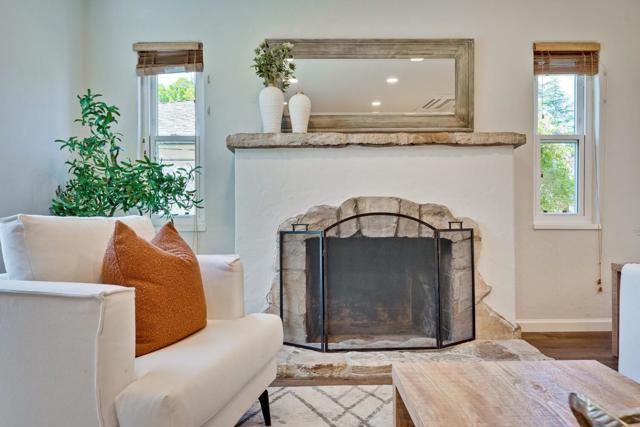 213 N Bayview Avenue, Sunnyvale CA: https://media.crmls.org/mediaz/e18c014e-96e3-4f44-8580-f6c00db93060.jpg