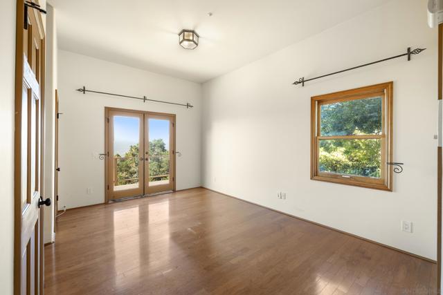 859 Cocos Dr, San Marcos CA: https://media.crmls.org/mediaz/e18c358e-8f07-4c7e-8e25-6a0405fd3add.jpg