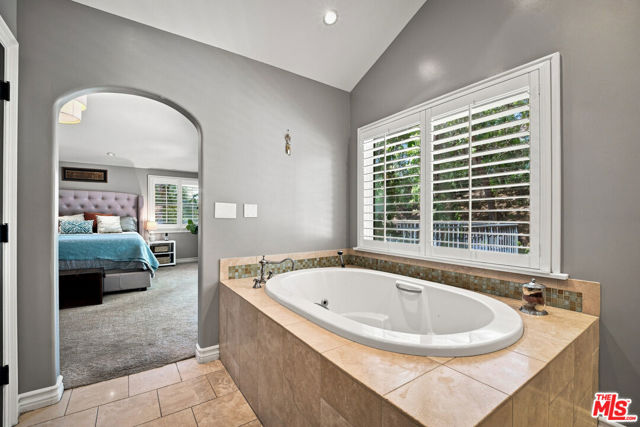 4 Bed Home for Sale in Encino, California