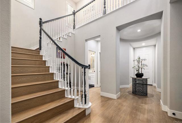 Detail Gallery Image 3 of 31 For 1924 Crossroads St, Chula Vista,  CA 91915 - 5 Beds | 4 Baths