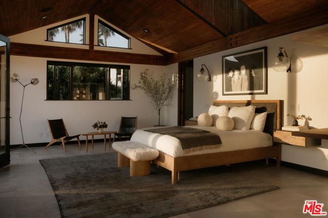 5 Bed Home for Sale in Malibu, California