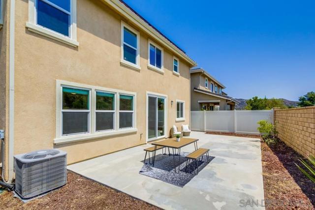 13216 Cuyamaca Vista Dr, Lakeside CA: https://media.crmls.org/mediaz/e18d01d0-c387-4fe7-9201-7098a1d0c391.jpg