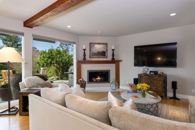 414 Belle Monti Court, Aptos CA: https://media.crmls.org/mediaz/e18d1e5a-7b16-480d-84bb-82ce157188da.jpg