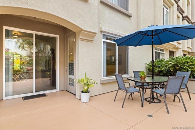 9237 Regents Rd., La Jolla CA: https://media.crmls.org/mediaz/e18d32b4-1ea3-4f0f-86c3-159eefea7de1.jpg