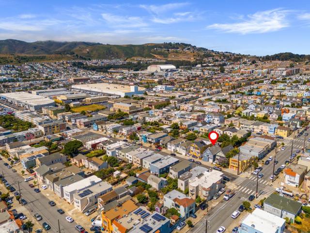 112 Peabody Street, San Francisco CA: https://media.crmls.org/mediaz/e18dd339-b9fa-4395-92a6-228e04872419.jpg