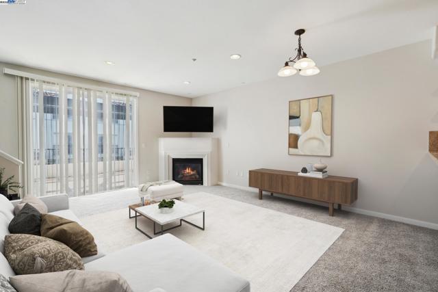 4225 Clarinbridge Cir, Dublin CA: https://media.crmls.org/mediaz/e18dfe54-2fca-48d6-a641-eb3343bb3cce.jpg