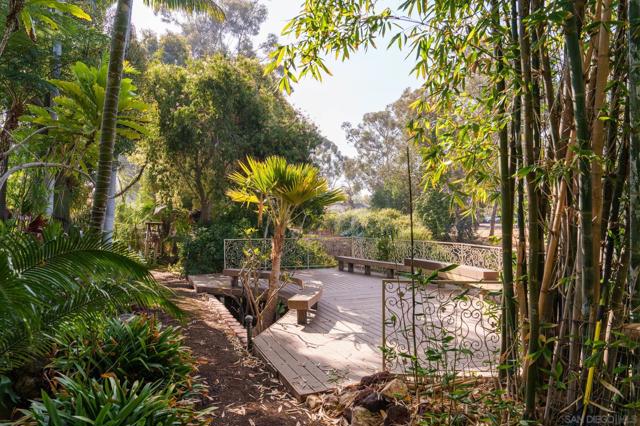 1010 Myrtle Way, San Diego CA: https://media.crmls.org/mediaz/e18e1261-bc46-4135-8768-ce91c7510bb6.jpg