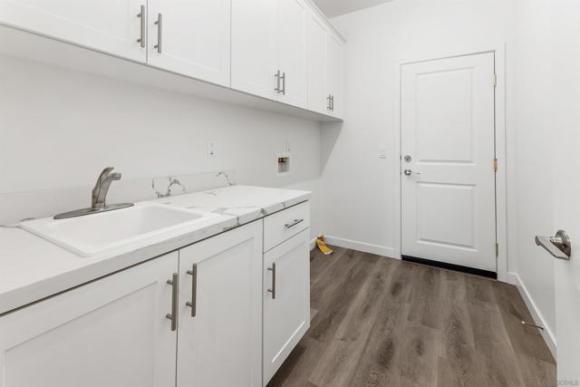 1609 Mauzy Way, El Cajon CA: https://media.crmls.org/mediaz/e18e3dbd-0aed-48e2-aec9-913ae69ea529.jpg