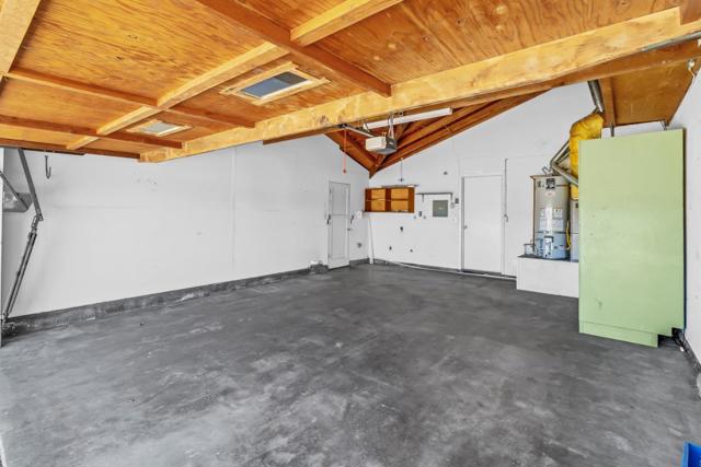 664 Delta Way, Watsonville CA: https://media.crmls.org/mediaz/e18f6cfe-d8bf-48bb-a8b7-6f83b4438b0e.jpg