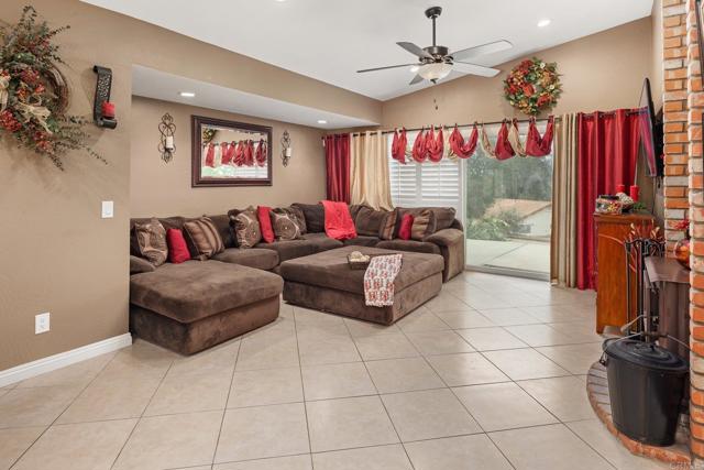Image 7 of 44 For 24248 Rutherford Road