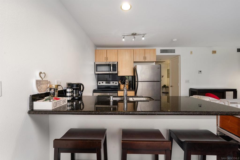 101 Market St. - photo 10