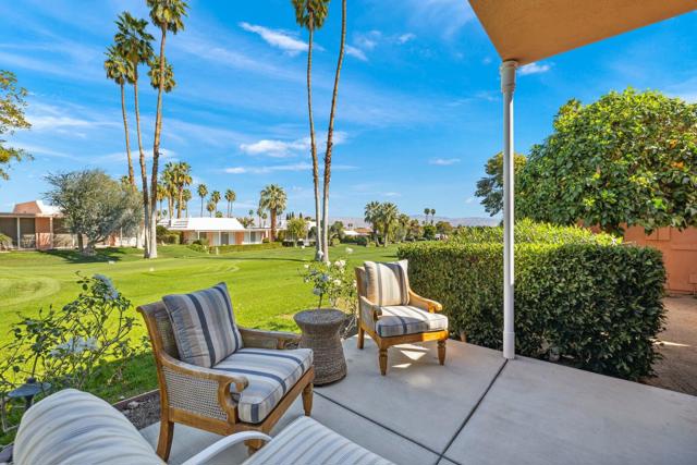 47360 Jadida Avenue, Palm Desert CA: https://media.crmls.org/mediaz/e191efee-b7c2-4580-bc6b-fd8ea64c623f.jpg