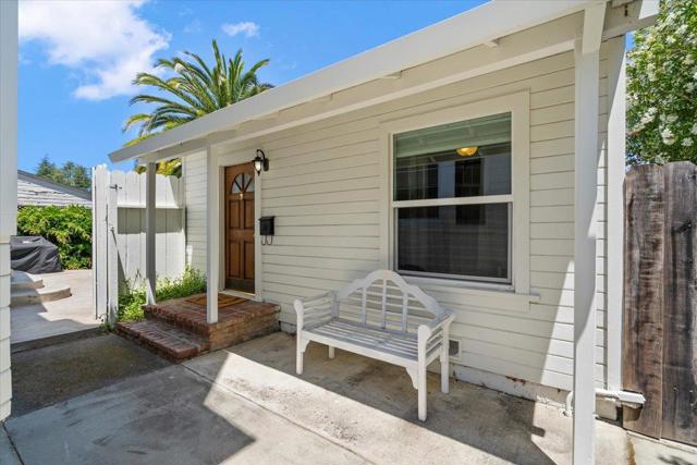 15570 Loma Vista Avenue, Los Gatos CA: https://media.crmls.org/mediaz/e19258e3-e7e8-455e-910d-6aacc5f2f59a.jpg