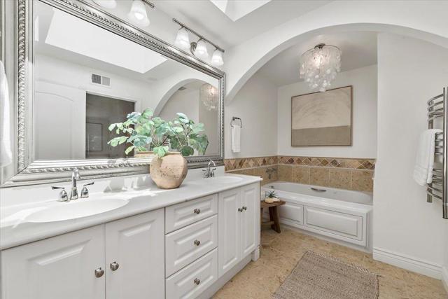 17274 Verdes Robles, Los Gatos CA: https://media.crmls.org/mediaz/e192c3b6-02ab-4553-b809-931c96c710e3.jpg