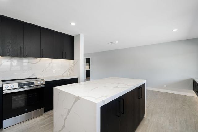 79869 Hummingbird Lane, La Quinta CA: https://media.crmls.org/mediaz/e1934130-9bcd-4b20-9bf6-afbd3c759dea.jpg