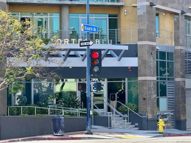 801 Ash St, San Diego CA: https://media.crmls.org/mediaz/e1938414-28f2-4db9-8821-280efc567574.jpg