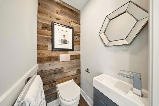 852 Paloma Avenue, Burlingame CA: https://media.crmls.org/mediaz/e193a8cb-3c4c-425c-8c90-ada81ad76269.jpg