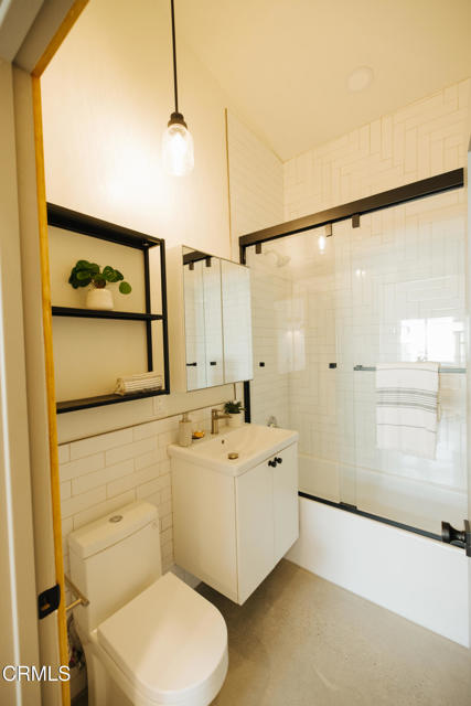 Detail Gallery Image 12 of 18 For 187 W Park Row Ave #102,  Ventura,  CA 93001 - 2 Beds | 1 Baths