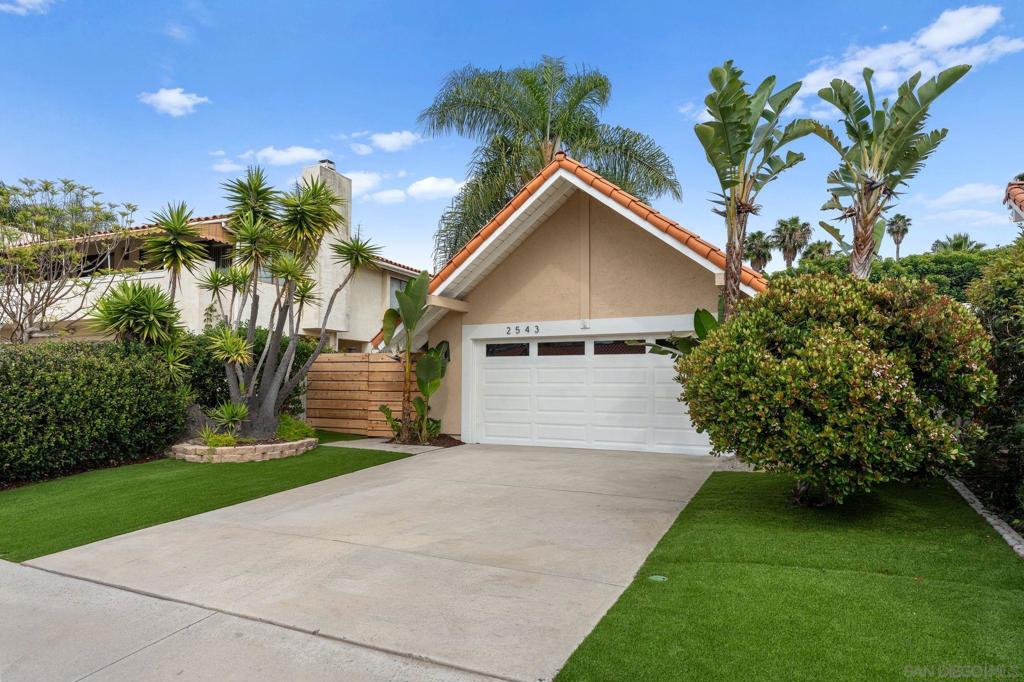 2543 Luciernaga St - photo 5