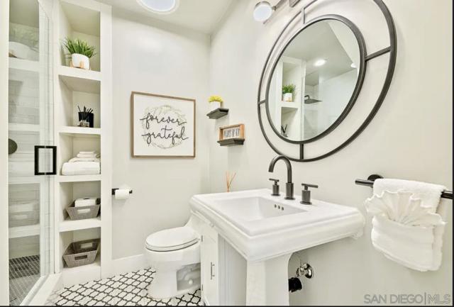 Image 17 of 19 For 632 Glorietta Blvd