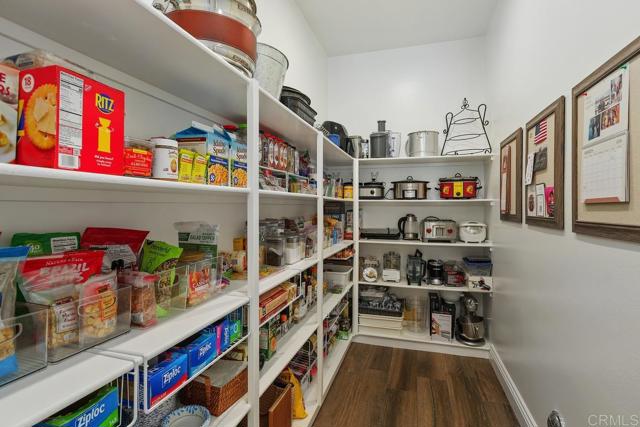 Detail Gallery Image 21 of 55 For 3960 Ibbetson St, Corona,  CA 92882 - 4 Beds | 4 Baths