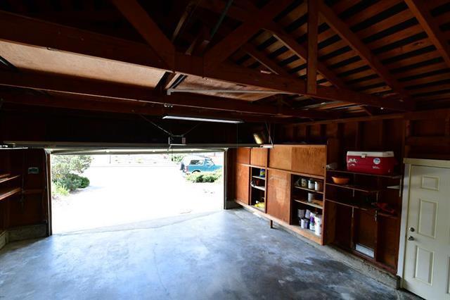 2756 Comstock Circle, Belmont CA: https://media.crmls.org/mediaz/e1973ff7-78cc-4e34-bbec-01214294705d.jpg