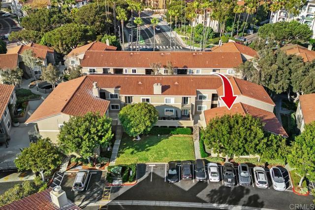 7565 Charmant Dr, San Diego CA: https://media.crmls.org/mediaz/e199be68-dad6-489f-bbf1-e8dfd34de3ab.jpg