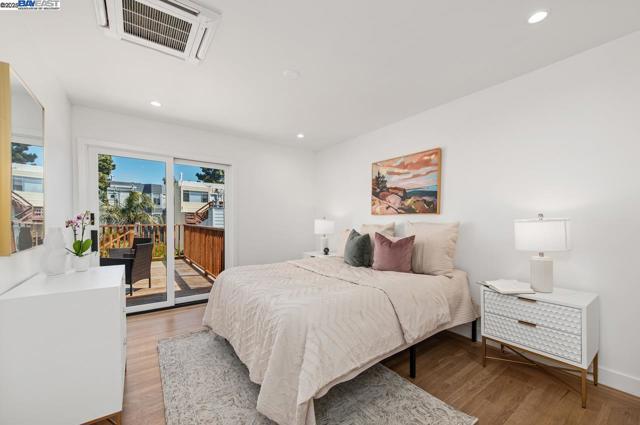 2356 15th St, San Francisco CA: https://media.crmls.org/mediaz/e19aa70b-26f9-4a83-9d84-893d86bde3e2.jpg