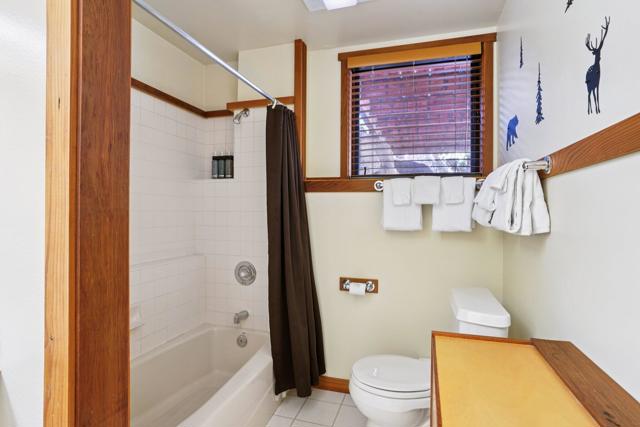 55491 Howland, Idyllwild CA: https://media.crmls.org/mediaz/e19bf520-e855-4e9b-bc4a-c5136c34091f.jpg