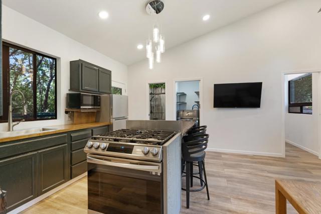 55 Hidden Meadow Lane, Scotts Valley CA: https://media.crmls.org/mediaz/e19ec535-3355-4b41-b77b-188899a08fdf.jpg