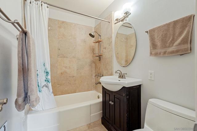 Image 17 of 29 For 5277 Cass St