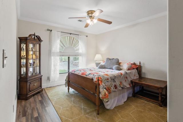 44734 Sun Valley Drive, King City CA: https://media.crmls.org/mediaz/e1a0d4de-c150-4be9-a711-b29d6d9ac05c.jpg