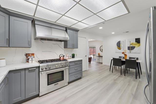 3068 Nightingale Place, Fremont CA: https://media.crmls.org/mediaz/e1a0eb3b-2858-4f25-8283-c223c83204cc.jpg