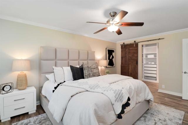 918 La Tierra Dr, San Marcos CA: https://media.crmls.org/mediaz/e1a13f21-8678-41a7-9442-0cfc40060d1a.jpg