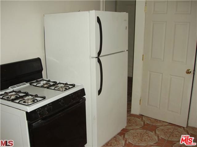 737 N HARVARD Boulevard, Los Angeles CA: https://media.crmls.org/mediaz/e1a17409-3912-451d-83e0-6d0504dcf562.jpg