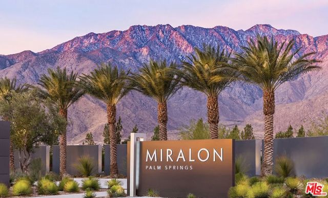 400 Fountain Drive, Palm Springs CA: https://media.crmls.org/mediaz/e1a17cdd-f37b-4ad1-9e19-ad2b3fccf993.jpg