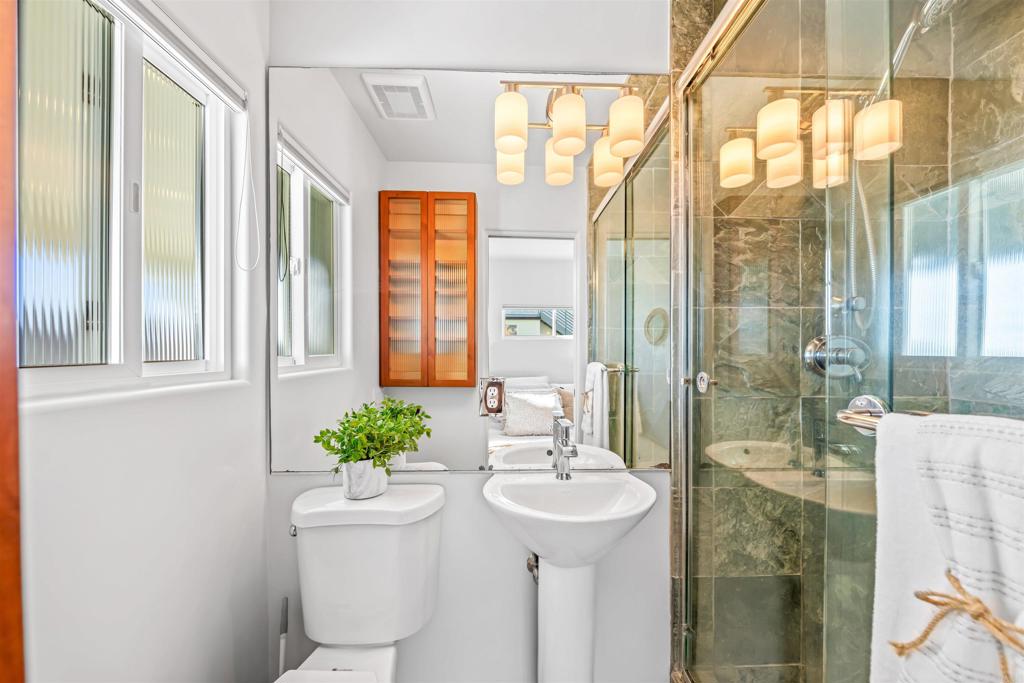4527 Narragansett Avenue - photo 20