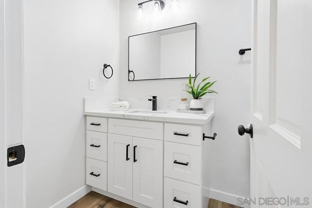 2604 Magnolia Ave, San Diego CA: https://media.crmls.org/mediaz/e1a19110-4179-4b3d-949b-0b1f6ef6bfa8.jpg