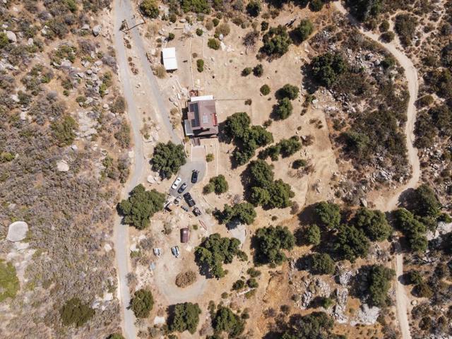 9784 Mizpah Spur, Descanso CA: https://media.crmls.org/mediaz/e1a26e9f-99d8-4e58-9084-729f7a5fef56.jpg