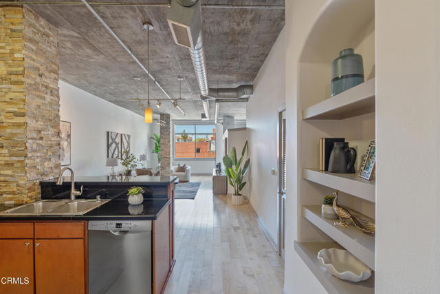 Detail Gallery Image 13 of 50 For 840 E Green St #217,  Pasadena,  CA 91101 - 2 Beds | 2 Baths