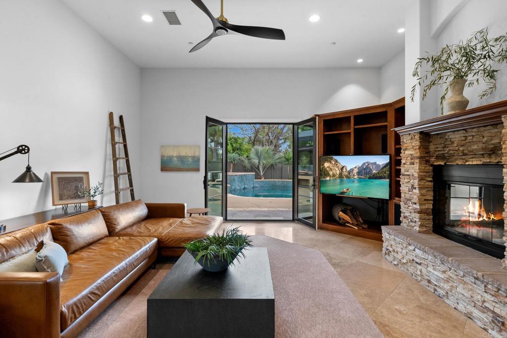 2398 Prince Way